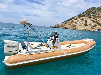 Bateau semi-rigide Saver MG 580 · 2018 · Saver MG 580 (1)