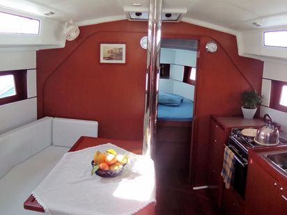 Barca a vela Beneteau Oceanis 38 · 2017 (refit 2017) · Caroline (1)