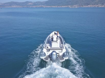 Bateau semi-rigide MV Marine 25GT · 2018 · KOMODOR (1)