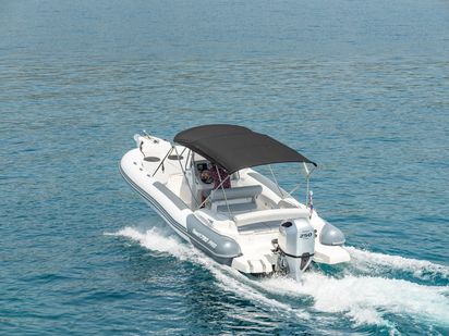 Bateau semi-rigide Marlin 790 · 2019 · Marlin 790 PRO Dynamic (1)