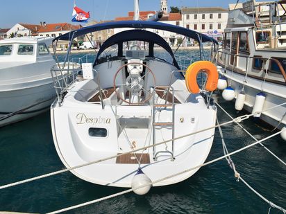 Sailboat Beneteau Oceanis Clipper 323 · 2004 (refit 2018) · Despina (0)