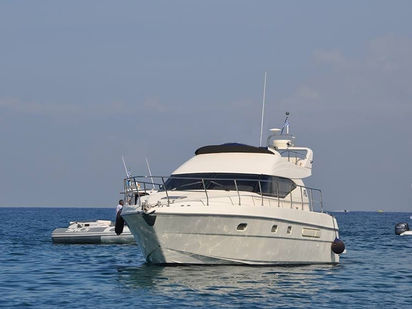 Bateau à moteur Azimut 44 · 2012 (0)