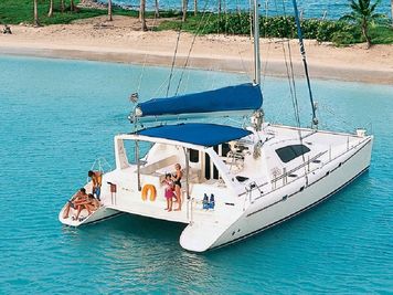 Catamarán Leopard 47 · 2003