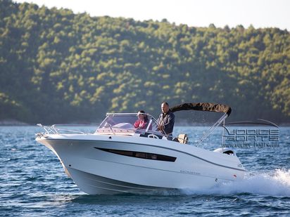 Motorboot Atlantic Marine Sun Cruiser 690 · 2019 (0)