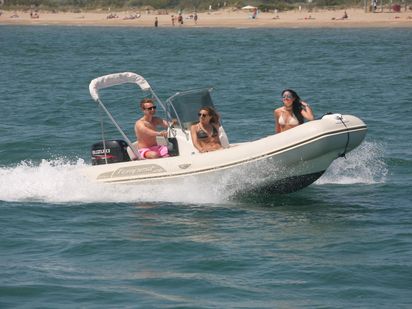 RIB Capelli Tempest 470 · 2011 · Buff (1)