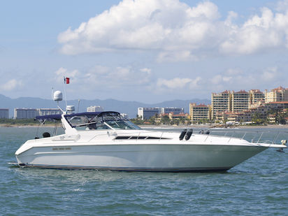 Motorboat Sea Ray 400 Express Cruiser · 2010 · 42 Sea Ray (0)