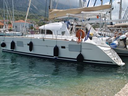 Catamaran Lagoon 380 S2 · 2010 (0)