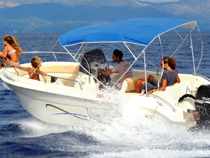 Motorówka szybka Adex 29 · 2013 (remont 2019) · Pegasos - 115 HP Deluxe - Available in Paxos (0)