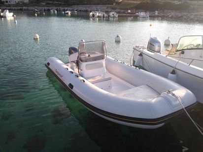 Bateau semi-rigide Capelli Tempest 505 · 2016 · three (1)