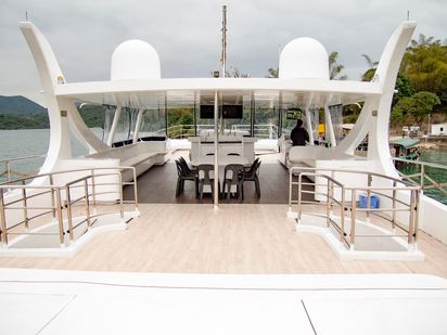 Bateau à moteur Custom Built · 2010 · Victor Tank 96 - Day Charter (1)