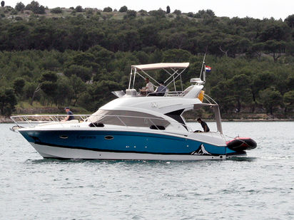 Motorboot Beneteau Antares 36 · 2018 (0)