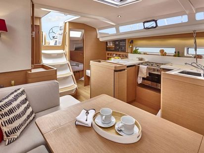 Żaglówka Jeanneau Sun Odyssey 440 · 2020 · Lornia (1)