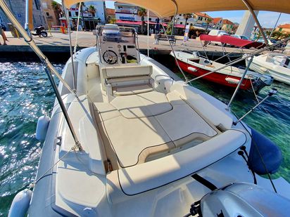 Bateau semi-rigide Marlin 790 · 2019 · MARLIN 790 (1)