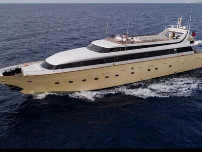 Motorboat Mondomarine 40 · 2001 (refit 2017) · Paula 3 (0)