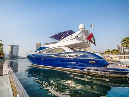 Motorówka Sunseeker Manhattan 64 · 2004 (remont 2018) · JAVA Abu Dhabi (0)