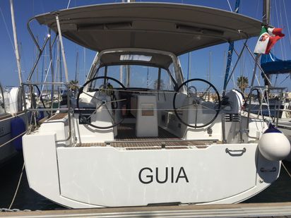 Barca a vela Beneteau Oceanis 35 · 2017 · GUIA (0)