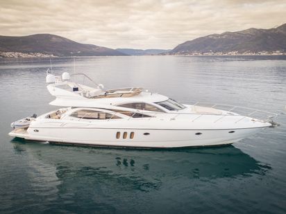 Bateau à moteur Sunseeker Predator 72 · 2005 (réarmé 2020) · Lady S (0)