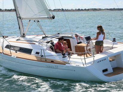 Barca a vela Beneteau Oceanis 37 · 2011 · L’Océanis 37 (0)