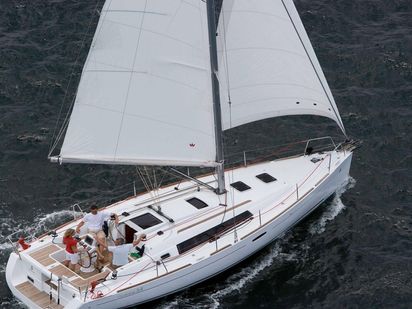 Żaglówka Beneteau Oceanis 34 · 2010 (0)