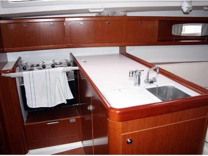 Zeilboot Beneteau Oceanis 34 · 2010 · L’Océanis 34 (1)