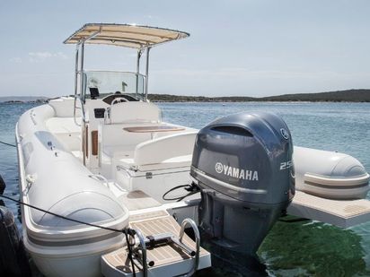 RIB Capelli Tempest 900 · 2016 (0)