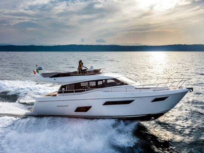 Motorówka Ferretti 450 · 2019 · Lady Esmeralda (1)