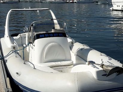 Bateau semi-rigide Zodiac Medline III · 2008 · Semi-rigide Medline 3 (1)