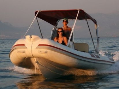 Bateau semi-rigide Mariner 560 SPEED · 2011 · MARINER 560 SPEED (0)