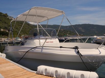 Speedboat Jeanneau Cap Camarat 5.5 CC · 2017 (0)