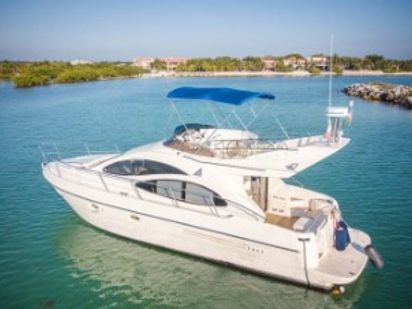 Bateau à moteur Azimut 42 Fly · 2000 (0)