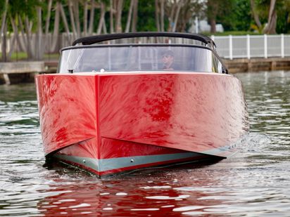 Bateau à moteur VanDutch 40 · 2015 · 40' Red Vandutch (0)