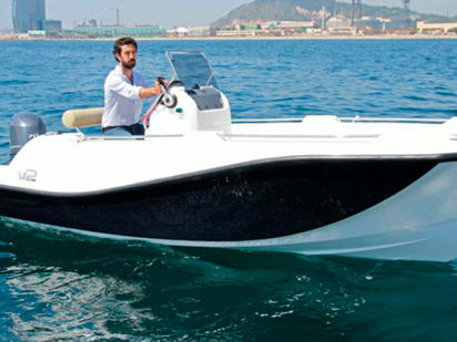 Hors-bord V2 Boat · 2015 (réarmé 2018) · V2 5.0 40HP (1)