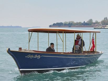 Barco a motor Custom Built · 1900 (reacondicionamiento 2019) · Lady Betty (0)