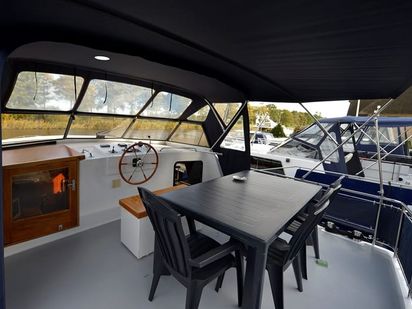 Houseboat Premier 1275 · 2000 · Premier 1275 (1)