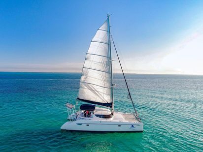 Catamaran Custom Built · 2015 · Mango (0)