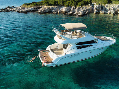 Bateau à moteur Jeanneau Prestige 42 · 2015 · Prestige 42 (1)