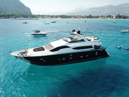 Motorboat Antago 82 · 2004 (refit 2016) · Seven7Stars (0)