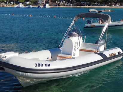 Bateau semi-rigide Bura 5.0 · 2015 (0)