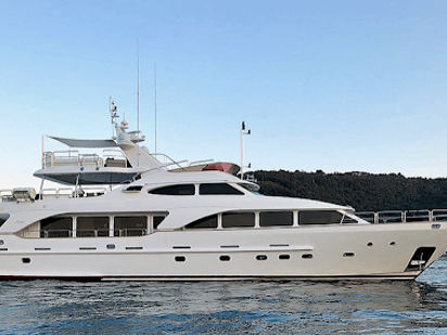 Motorboat Benetti 100 · 2008 · Benetti 105 (1)