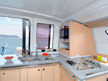 Catamaran Fountaine Pajot Lipari 41 · 2011 · Lipari 41 (1)