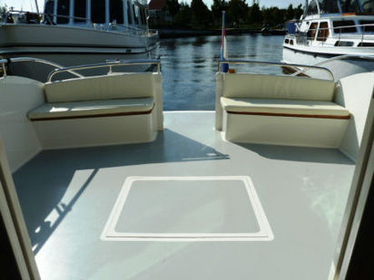 Bateau à moteur Aqualine 46 OK · 2006 · Aquastar 9 (1)