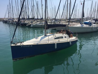 Velero Astraea 260 Cruising · 2004 (reacondicionamiento 2017) · Hola Ola (0)