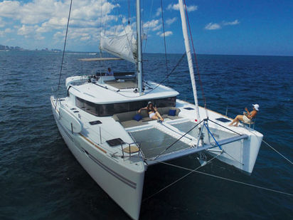 Catamarano Lagoon 450 · 2005 (refit 2019) · 45' Luxury Lagoon Catamaran (1)