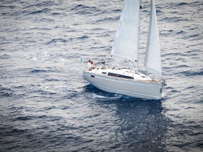 Velero Bavaria 33 · 2016 · Bavaria 33 (1)