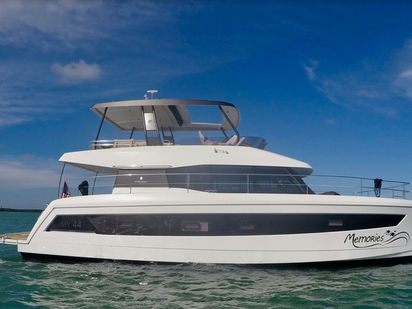 Catamarán Fountaine Pajot Helia 44 · 2005 (0)