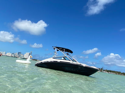 Motorówka szybka Yamaha SX230 · 2014 · Best Boat Experience in Miami (1)