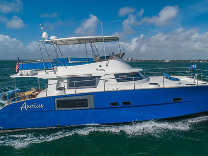 Katamaran silnikowy Fountaine Pajot Cumberland 47 Power · 2014 · AEOLUS (1)