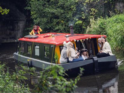 Motorboat Barge Wide Beam · 2002 (0)