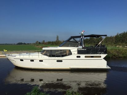 Houseboat Vacance 42 · 2000 · Aquastar 6 (0)