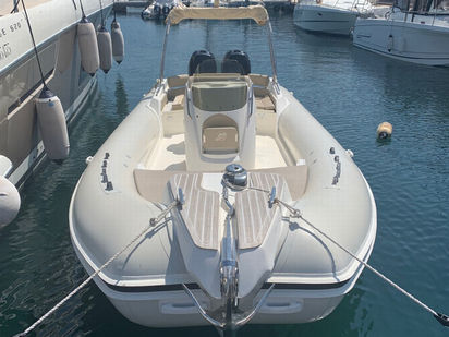 Bateau semi-rigide Black Fin Elegance 9 · 2019 (0)